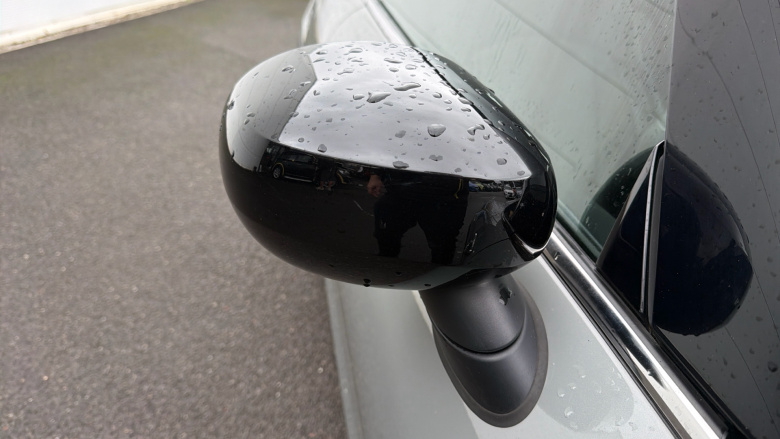 MINI Hatchback 135kW Cooper S Level 2 33kWh 3dr Auto Electric Hatchback